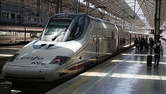Strikes at Renfe and Adif threaten train travel at the start of the high tourist season in Malaga