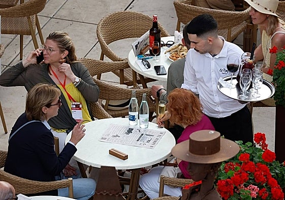 Strong outlook for hospitality sector.