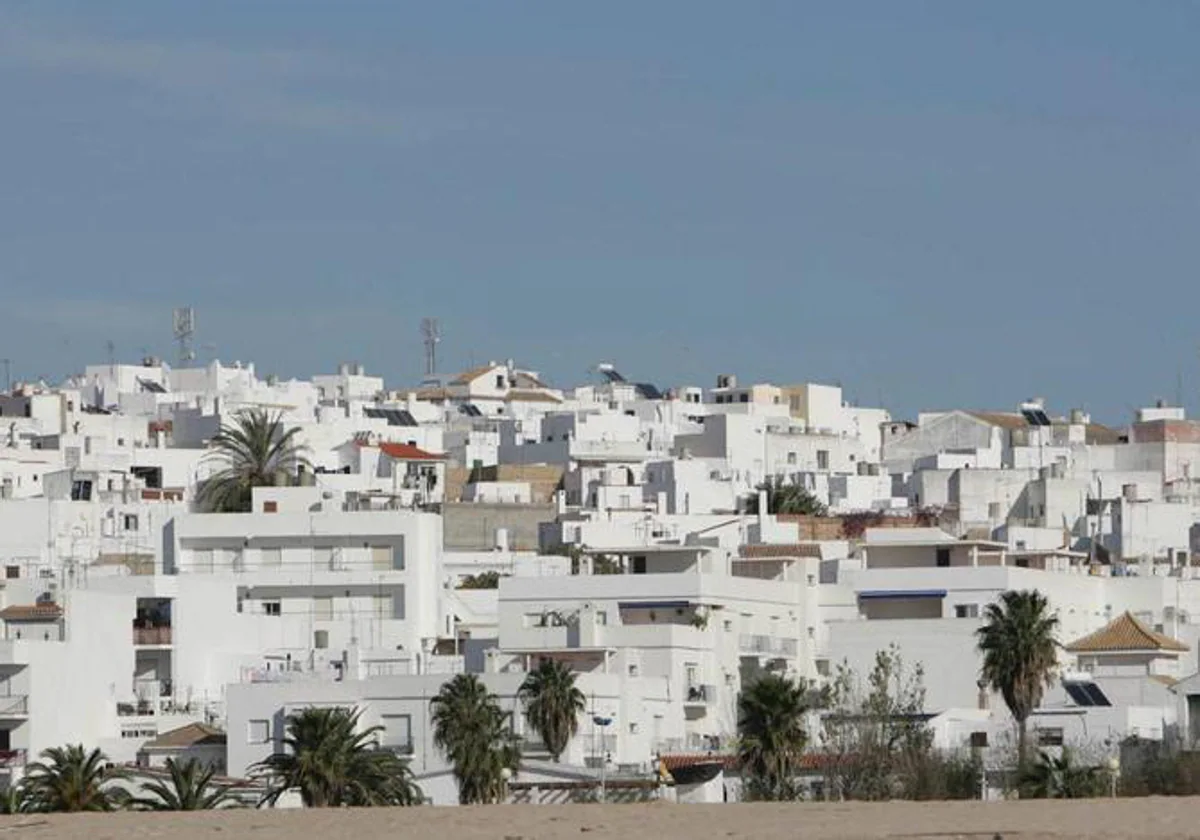 Malaga man dies after falling from balcony during stag weekend in Conil de la Frontera