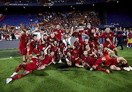 Spain's players after being crowned Nations League champions.