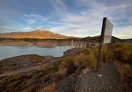 La Viñuela reservoir is at 9% of its capacity.