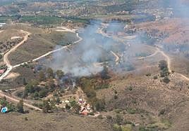Image of the wildfire in the Entre Rios area of Mijas this Wednesday.
