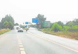 The point where the A-357 motorway becomes a single carriageway near Casapalma.