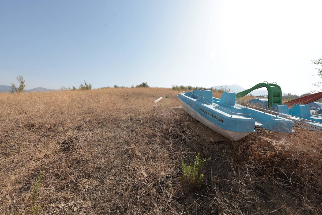 The critical state of Malaga's La Viñuela reservoir, in pictures