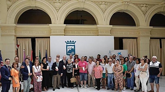 Free milk and oil for 6,000 needy families in Malaga