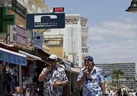 File image of tourists enjoying an ice cream.
