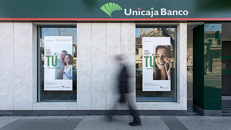 Windfall tax on banks blamed for fall in Unicaja Banco's drop in six-monthly profits