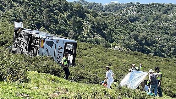 Tourist coach carrying 49 people involved in serious accident in north of Spain