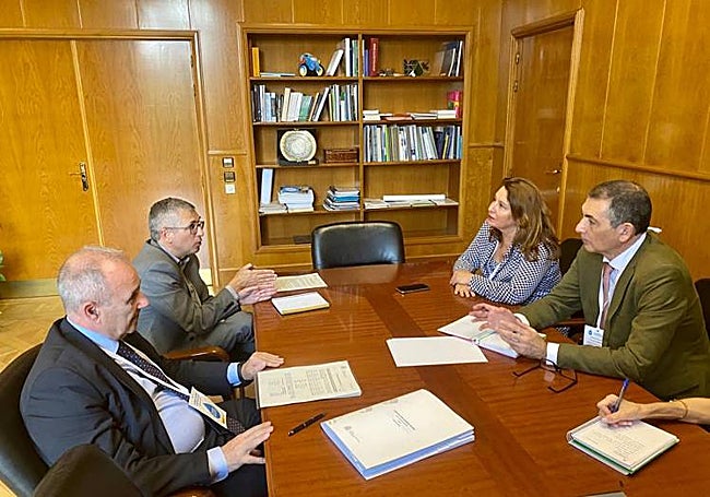 The meeting between the central government and Junta de Andalucía.