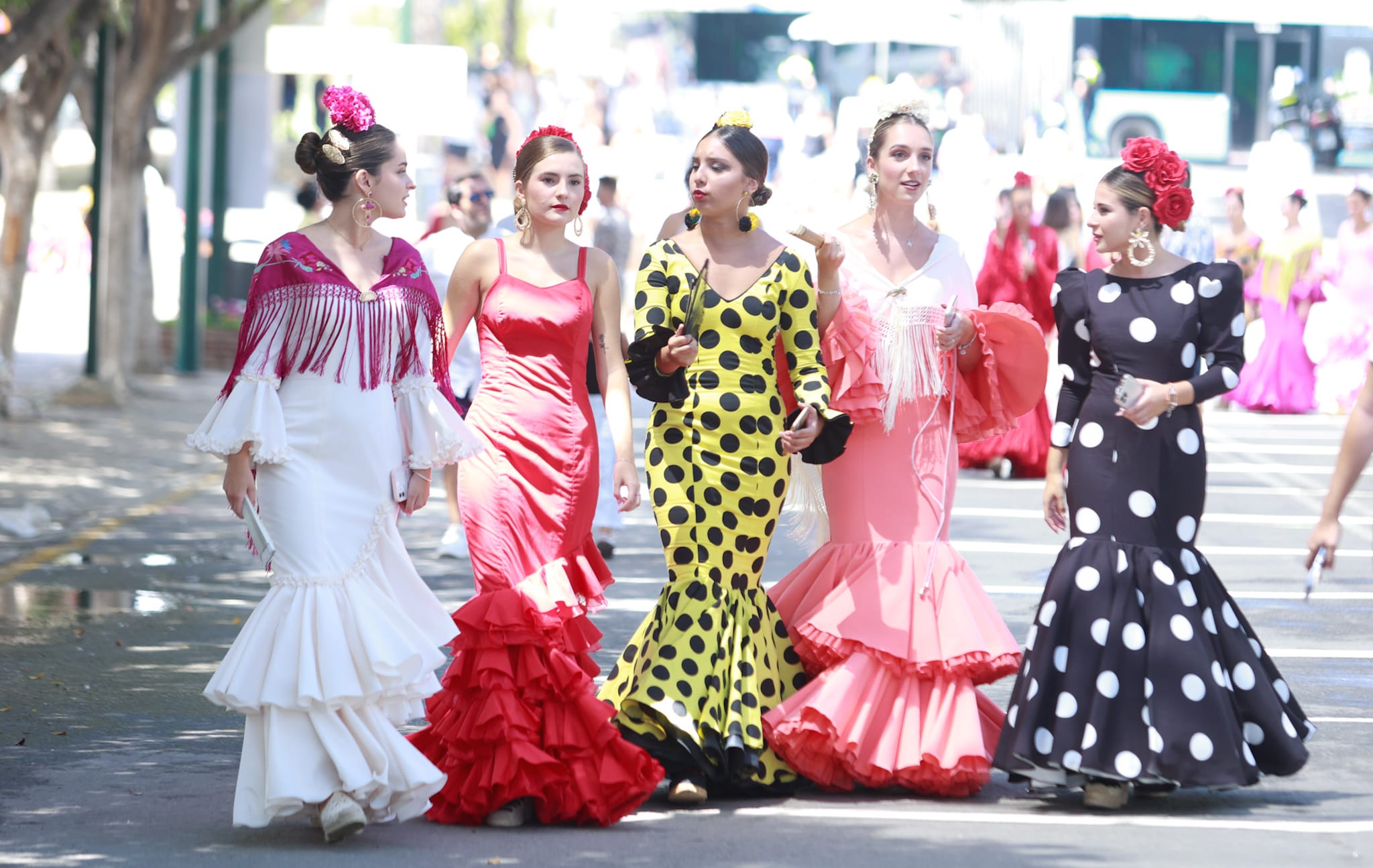 Tuesday&#039;s best images of Malaga&#039;s spectacular summer fair