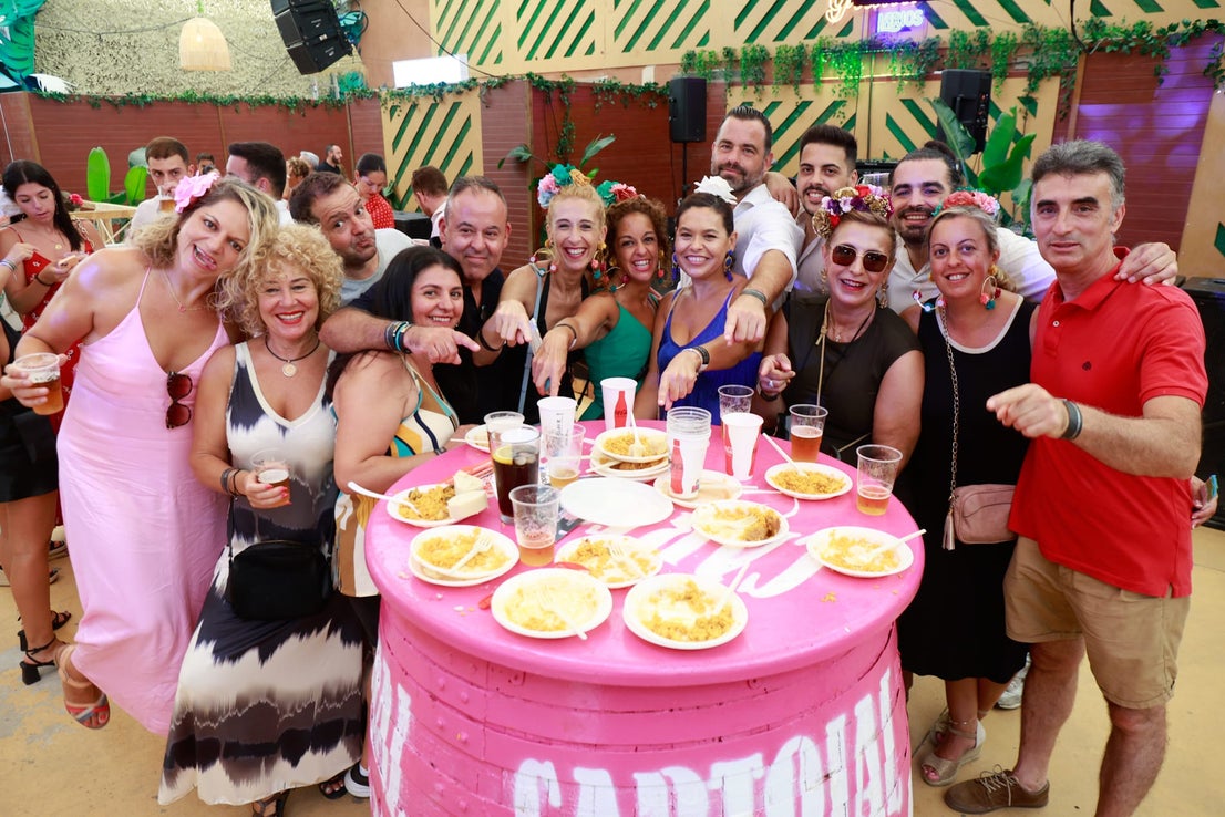 Tuesday's best images of Malaga's spectacular summer fair