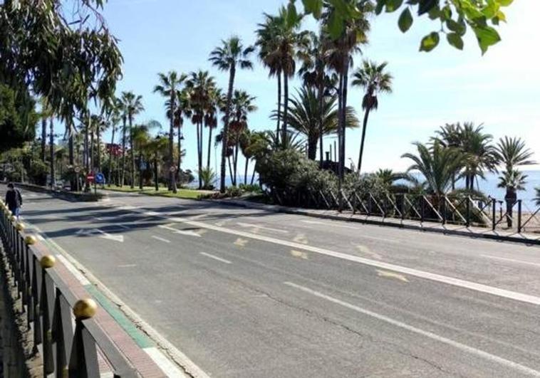 These are the 12 pedestrian bridges over A-7 on the Costa del Sol that are due to be repaired