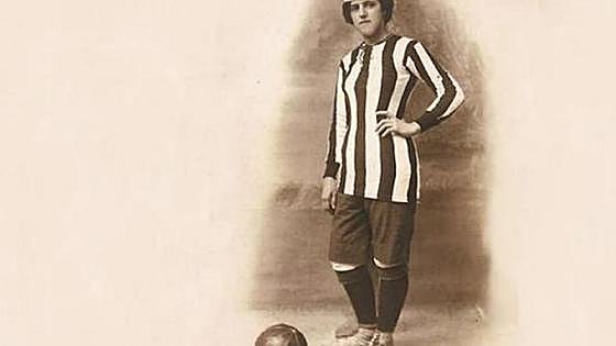 The pioneering Malaga woman who dressed as a man to play football