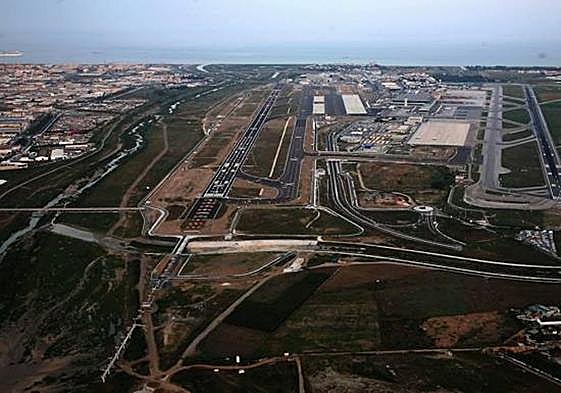 File image of Malaga Airport's runways.