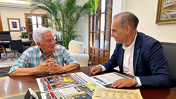 Founder of pioneering Benalmádena newspaper recognised on its 30th anniversary