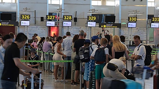 Video message from NATS operations director after the air traffic control problem that hit UK flights is 'identified and remedied'