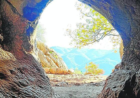 Cueva de la Pileta: an impressive cathedral-sized cavern with art from the Upper Palaeolithic era