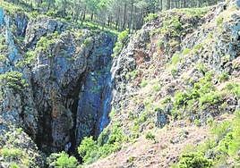 On the circular trail you can see other falls as well as the Rejía waterfall.