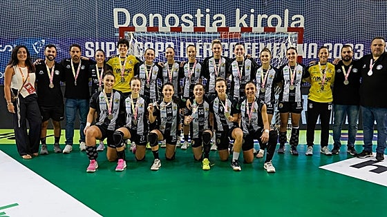 Malaga handball team let trophy slip through fingers in tight Iberian Super Cup final