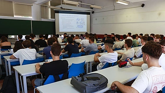 More than 300 miss out on a place for new 'pioneering' degree course at Malaga university