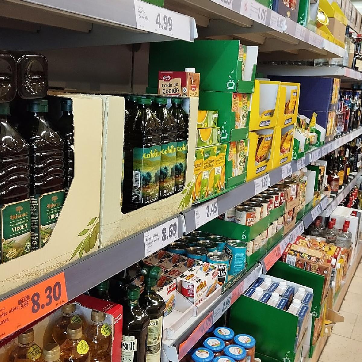 Olive oil prices surge 52% in a year in Spain and keep food inflation high