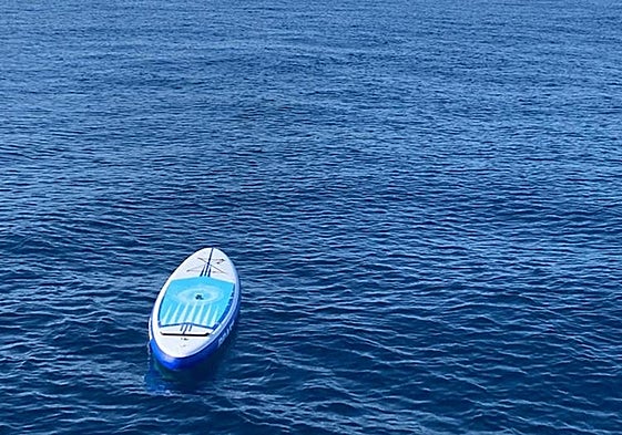 Their paddleboard was located by a sailboat 15 nautical miles off the coast the day after they headed out to sea on 27 August to watch the sunrise.