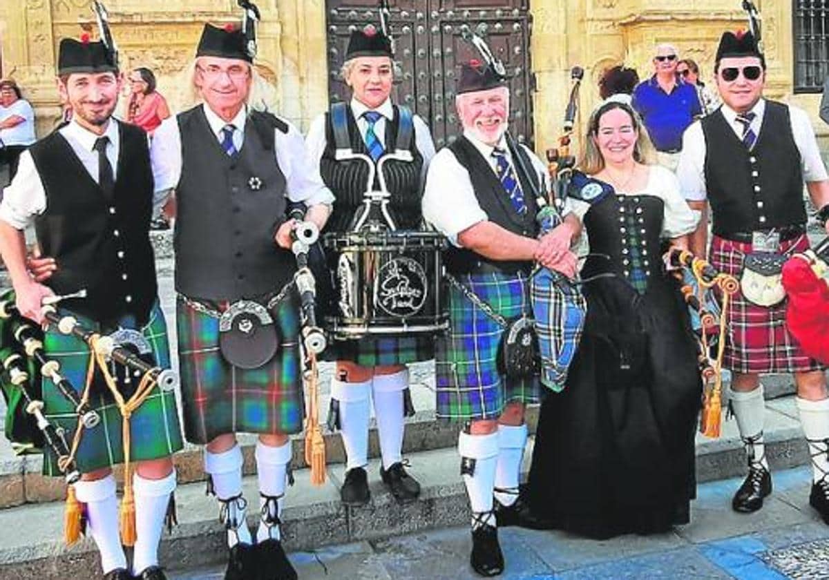 The Sur Pipes Band will perform at the tourism day event in Benalmádena.
