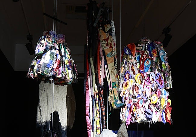 Ela Fidalgo's fashion designs also have a sculptural and unique feel.