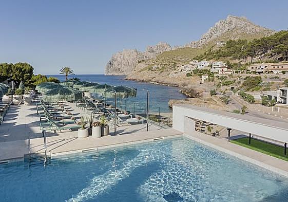 La Cala Sant Vicenc, at the foot of the Tramontana mountains