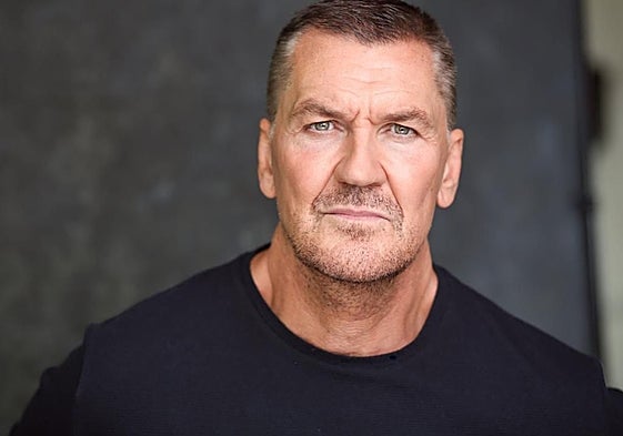 Craig Fairbrass.