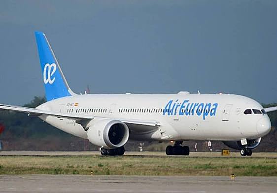 Major airline in Spain suffers cyber attack which has exposed customers' bank card details