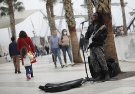 Malaga to regulate buskers at the port and these are the new rules and restrictions