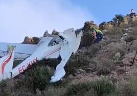 Instructor and student from pilot training school in Malaga die in a light aircraft crash on mountainside in Almeria
