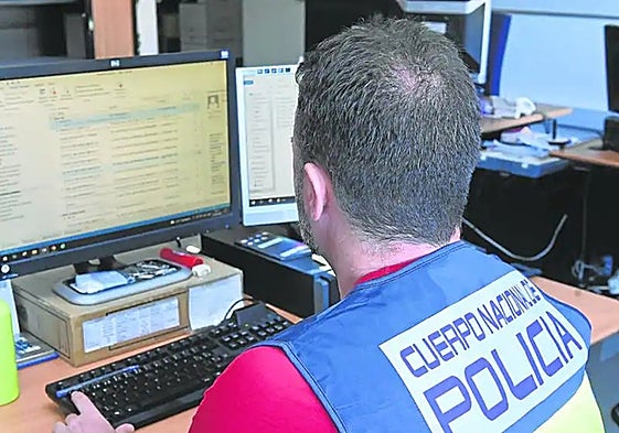 Raids in Malaga as police smash gang that stole personal data from four million people