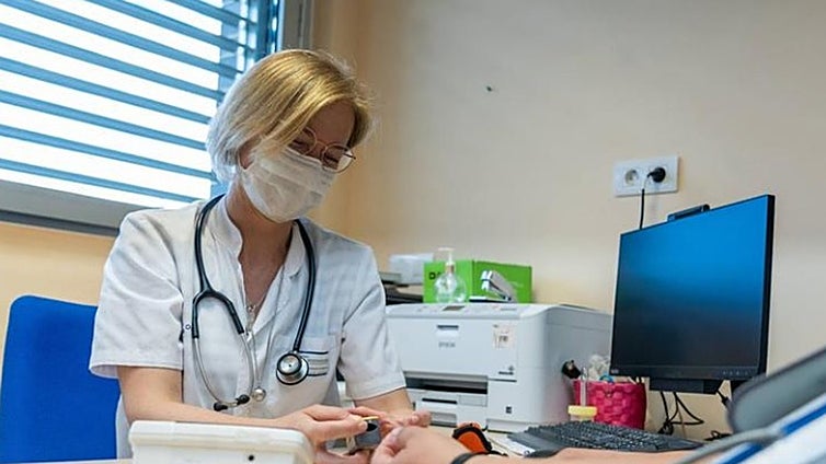 Plans accelerate for virtual health cards to give access across whole of Spain