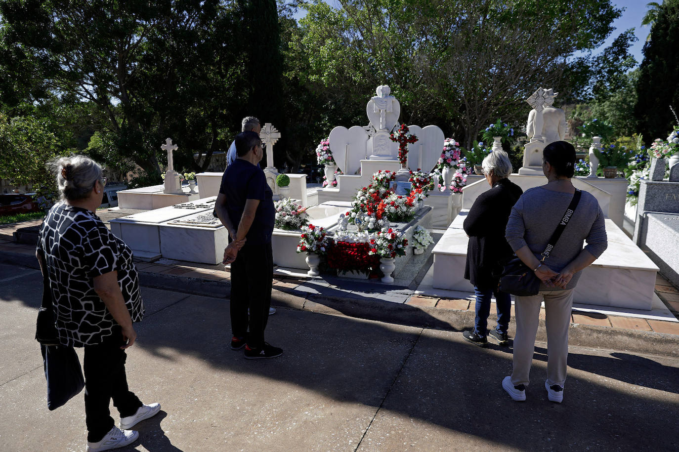 In pictures... people in Malaga pay their respects on All Saints' Day in the province's cemeteries