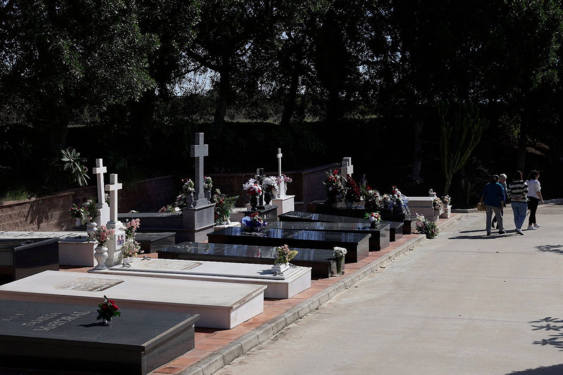 In pictures... people in Malaga pay their respects on All Saints' Day in the province's cemeteries
