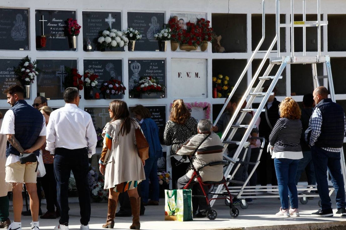 In pictures... people in Malaga pay their respects on All Saints' Day in the province's cemeteries