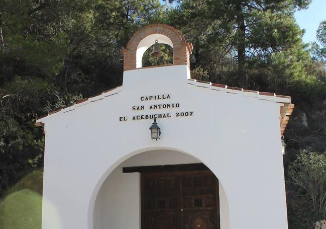 Although there is also a place of worship to San Judas, the chapel of San Antonio is particularly noteworthy.