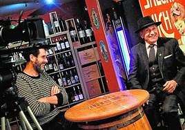 El Carrete (r) with Jorge Peña during the filming of Don Quixote.