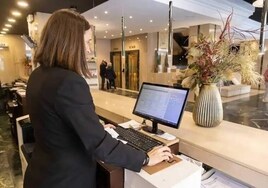 Hotel in Spain forced to pay 2,000-euro fine for scanning the identity documents of guests