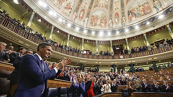 MPs vote in Pedro Sánchez as Spain's PM again