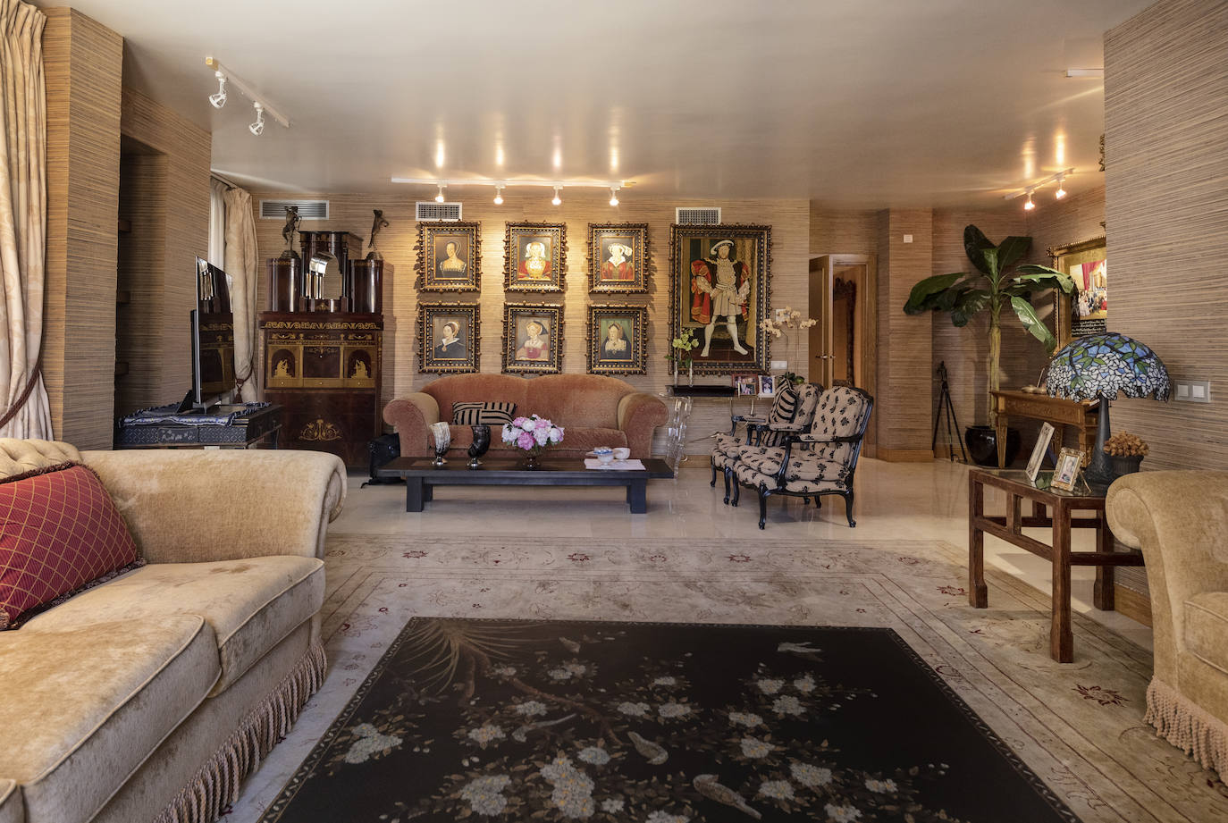 Take a tour of the most expensive pre-owned apartment in Malaga, in pictures