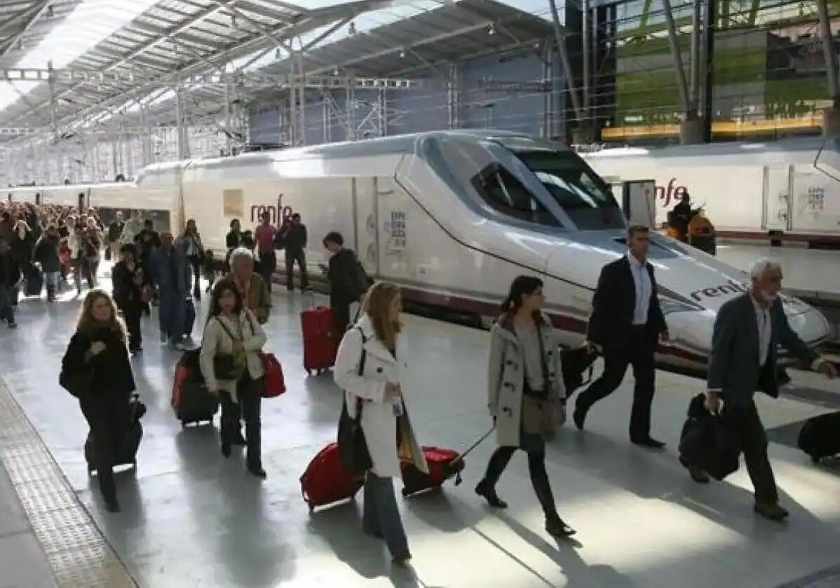 Rail unions call off strike that was to due to lead to cancellation of 1,500 Renfe trains in Spain