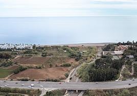 View of the site on which the desalination plant will be located, next to the mouth of the Castor river.