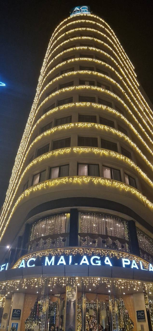 Malaga switches on its sparkling 2023 festive lights, in pictures