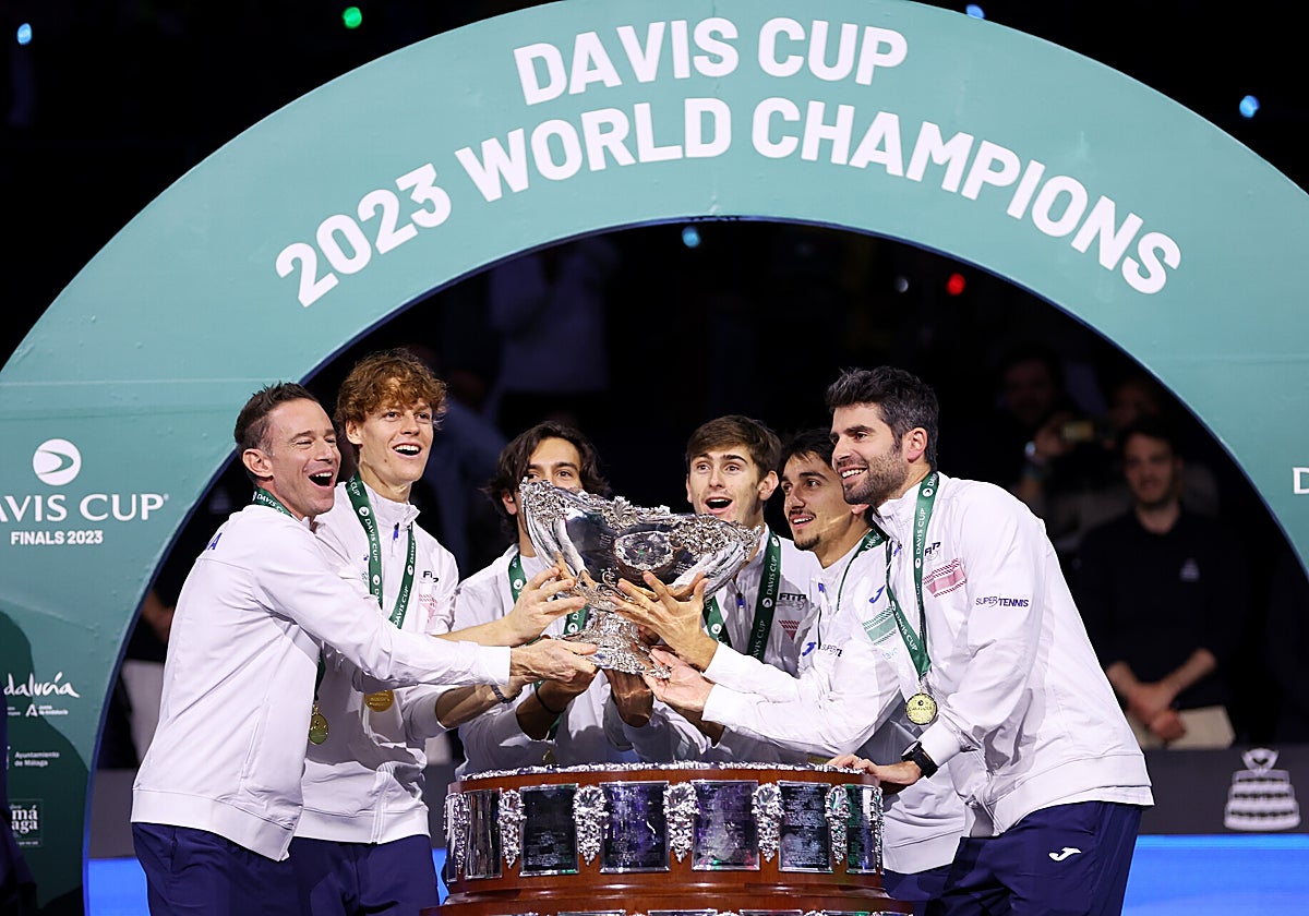 Italy lift its first Davis Cup trophy in 47 years