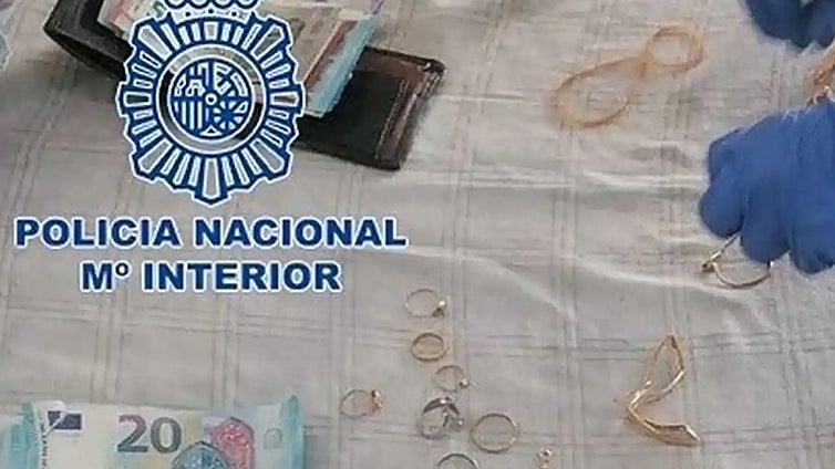 Six Albanians arrested in Comares for 18 burglaries in Malaga