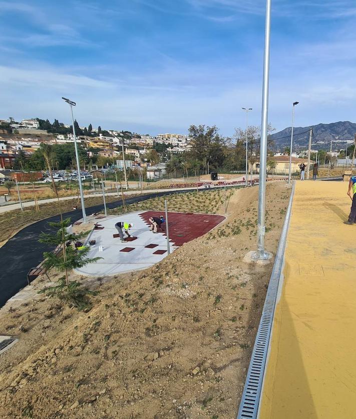 Imagen secundaria 2 - Fuengirola&#039;s new sports and recreational park to be open by Christmas