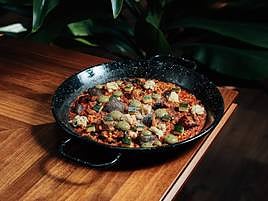 The paella, icon of Spanish gastronomy.